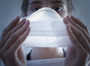 Alta de casos de síndrome respiratória em 8 Estados indica risco de piora da pandemia, diz Fiocruz