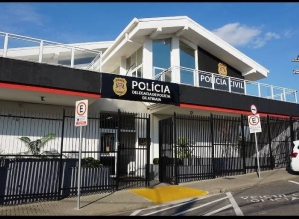 Por vingança, mulher corta pênis do marido, joga órgão na privada e confessa crime em SP