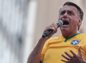 Bolsonaro reúne milhares na Paulista, nega trama golpista e pede anistia e pacificação