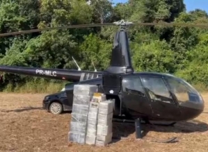 Operação apreende mais de 300 quilos de cocaína em helicóptero no interior de SP