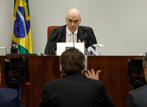 Depoimento de Bolsonaro extravasa versão da defesa, é evasivo sobre minutas e deixa lacunas