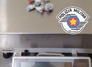 Polícia Militar prende mulher que traficava drogas em Avaré