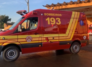 Acidente entre dois veículos deixa três pessoas feridas em rodovia de Avaré