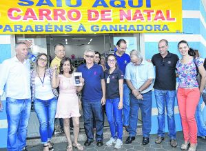 Acia entrega prêmio da promoção “Natal Sempre Presente”