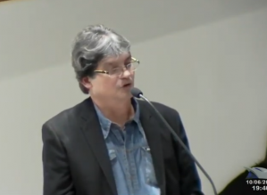 Professor fala na Câmara sobre problemas no transporte escolar de Avaré