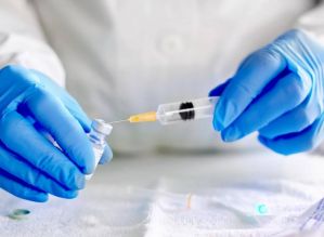 Vacina para novo coronavírus deve demorar pelo menos 18 meses