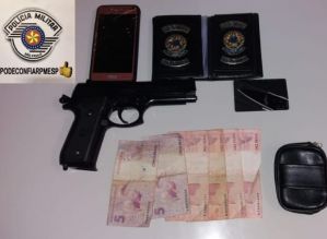 PM de Itaí prende assaltante em flagrante portando um “simulacro de arma”