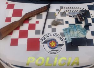Polícia Militar prende dois por tentativa de estupro e porte de armas  em Arandu