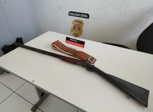 Piraju: Polícia Civil descobre local de criação e treinamento de galos de rinha