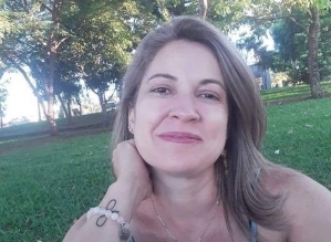 Mulher é encontrada morta pelo filho com 14 perfurações no corpo em Canitar
