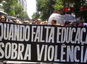 SOBRE ESCOLAS E PRESÍDIOS