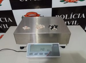 Menor é flagrado pela Polícia Civil com 99 pedras de crack