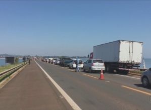 Avaré - CCR SPVias realiza Pare e Siga na Ponte Carvalho Pinto (SP 255)