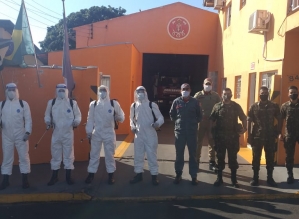 Exército Brasileiro realiza a descontaminação da Estação de Bombeiros de Itaí