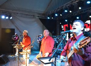 FAMPOP foi o destaque cultural e premia cantores e compositores em Avaré