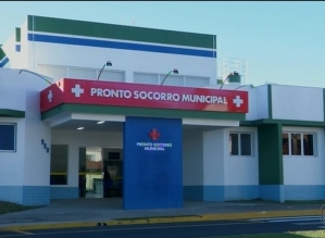 Com Pronto-Socorro lotado, 20 pacientes com Covid esperam por vaga