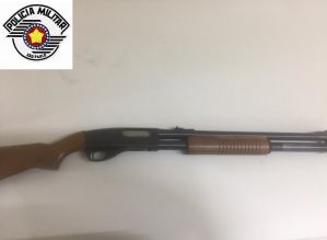Homem é flagrado portando uma espingarda “calibre 12” no centro de Avaré