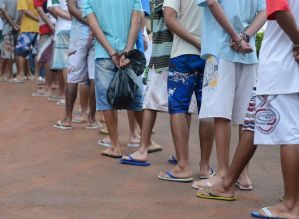 Jovem apreendido começa a trabalhar antes dos 14 anos, revela pesquisa