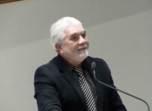 Barreto vota junto com Silvestre, aprova gratificações e funcionários se revoltam