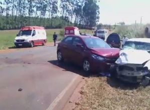 Acidente entre três veículos deixa dois mortos e feridos em vicinal de Bernardino de Campos