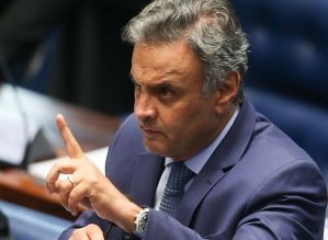 Aécio recusa renúncia e faz apelo para permanecer na presidência do PSDB
