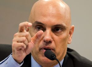 Alexandre de Moraes vota por prisão após condenação em 2ª instância
