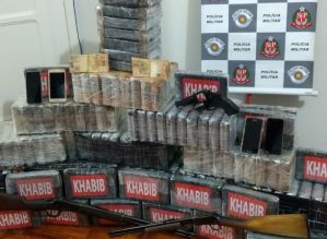 Homem é preso transportando quase 200 quilos de cocaína em fundo falso de caminhão
