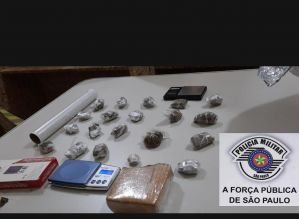 Dupla é presa depois de serem flagrados com drogas em Avaré