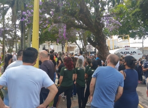 Comerciantes realizaram movimento pela reabertura do comércio 