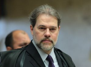 Senado encampa projeto de Toffoli que suspende aluguéis na crise do coronavírus