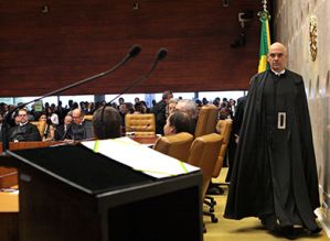 “Se você quer fazer justiça, é chamado de fascista”, diz Alexandre de Moraes