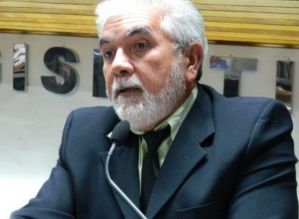 Doença do pombo é alvo de requerimento do Barreto do Mercado