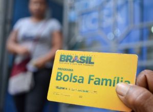 Falta de dinheiro ameaça expansão do Bolsa Família para mais pobres