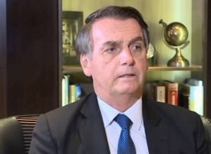 Bolsonaro: “Desculpem as caneladas, não nasci para ser presidente, e sim militar”