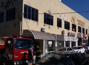 Bombeiros de Avaré atendem princípio de incêndio em prédio residencial