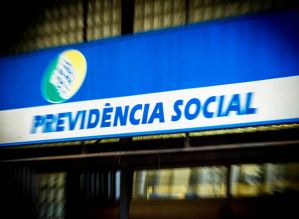500 mil segurados precisam entregar documentos extras ao INSS