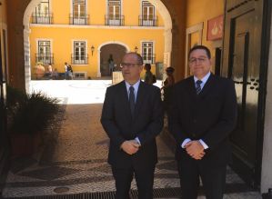 Professores da Eduvale lançam livro em Portugal