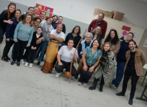 Professores passam por capacitação sobre capoeira e ginástica artística
