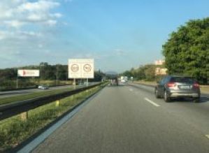 Mulher morre e homem fica ferido após acidente com motocicleta em Rodovia de Avaré