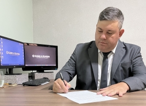 Dr. César Oliveira deverá ser o secretário de Educação no governo Roberto Araujo