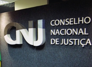 Juízes e servidores resistem à volta do trabalho presencial e CNJ alerta para fóruns esvaziados