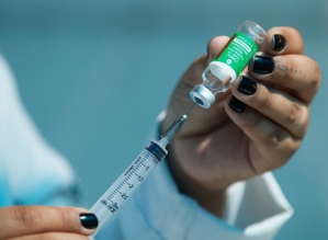 4ª dose da vacina contra a Covid deve começar a ser aplicada em idosos em SP a partir de 4 de abril