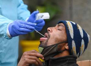 Estado de SP reduz tempo de quarentena para vacinados que contraírem a covid-19