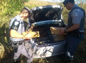Homem é preso com 200 tabletes de maconha em rodovia de Ipaussu
