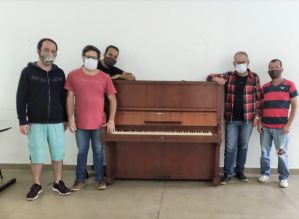 Avaré: Piano que foi relíquia de família é doado ao Centro Cultural