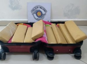 Adolescente é flagrado pelo  TOR com  8 tabletes de maconha