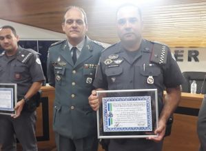 Policiais Militares são homenageados na Câmara Municipal de Avaré