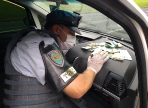 TOR flagra motorista com mais de 19 mil reais e ‘adrenalina em pó’ para refino de cocaína