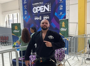 Lutador de Avaré conquista prata em campeonato internacional de jiu-jitsu