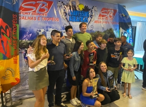 Natação encerra ano com vice-campeonato no Circuito de Travessias Aquáticas